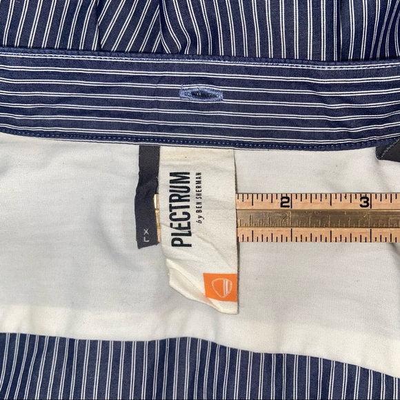 Piectrum XL LS button down blue white pinstripe w/2 collar, neck 17-17 1/2 - Picture 4 of 9